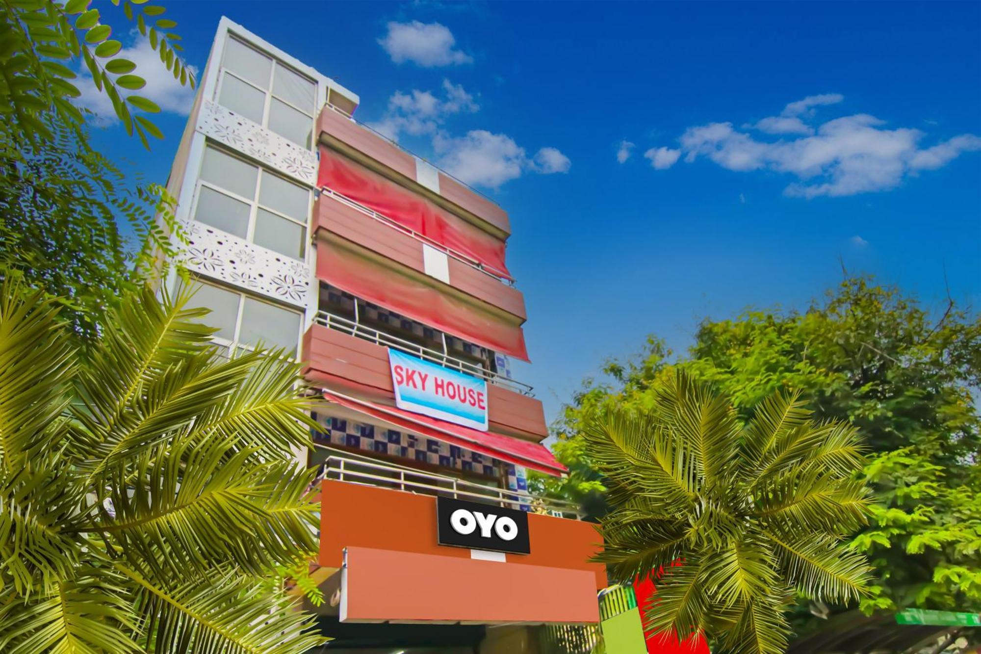 Hotel O Sky House 3*