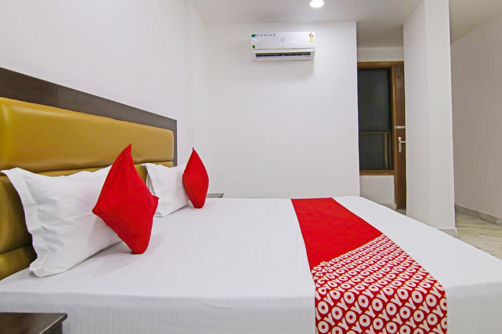 Hotel O Sky House New Delhi